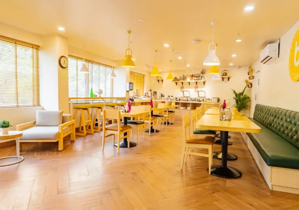 1716887234885-Reception & Cafe (3)